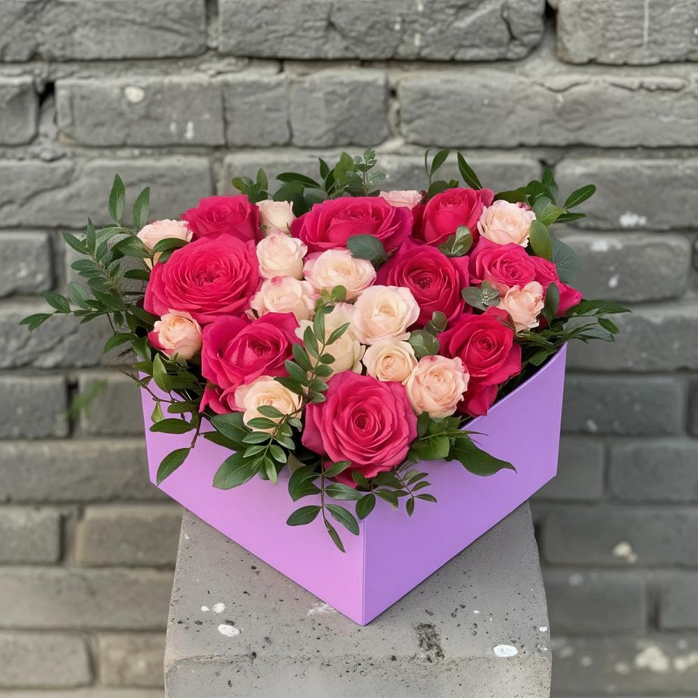 Цветочная композиция из Розы в коробке в Агидели