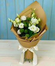 Букет цветов из:  Хризантемы и Лизиантусы в Агидели